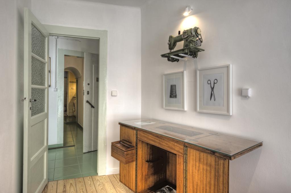 Stay Local In Alfama! Alice Central Home, Near River ลิสบอน ภายนอก รูปภาพ