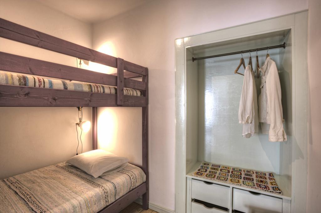 Stay Local In Alfama! Alice Central Home, Near River ลิสบอน ภายนอก รูปภาพ